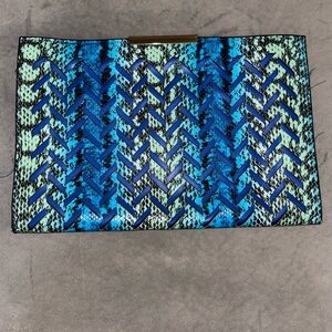 Snakeskin Xbody 🐍